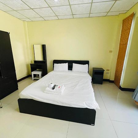 Br-Guesthouse Pattaya Bagian luar foto