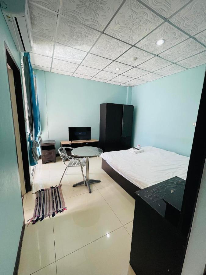 Br-Guesthouse Pattaya Bagian luar foto