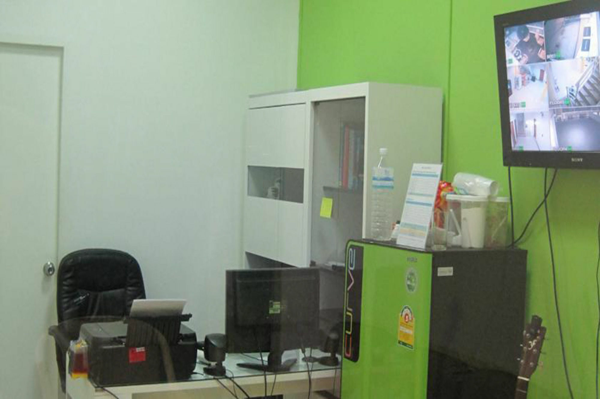 Br-Guesthouse Pattaya Bagian luar foto
