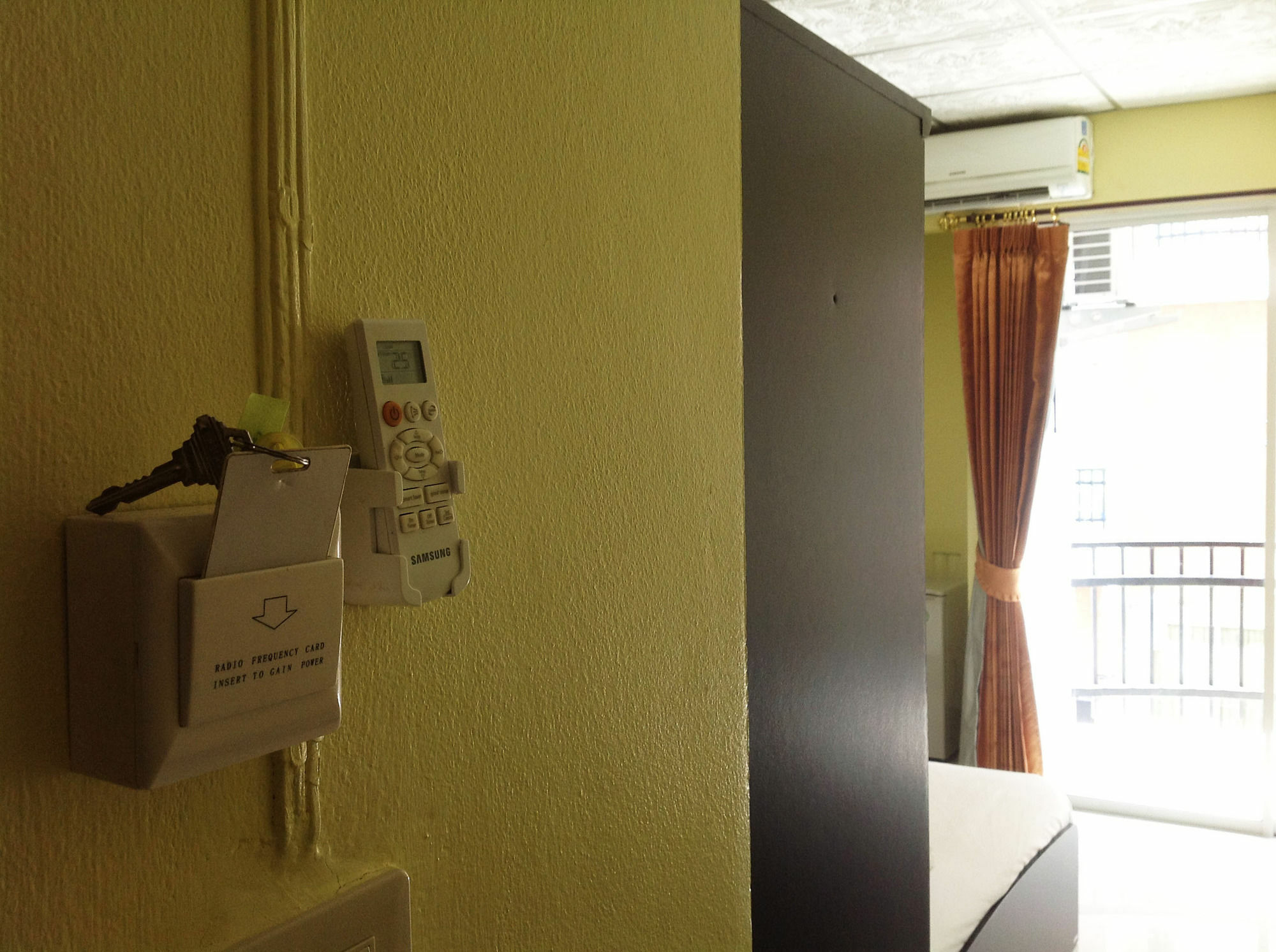 Br-Guesthouse Pattaya Bagian luar foto